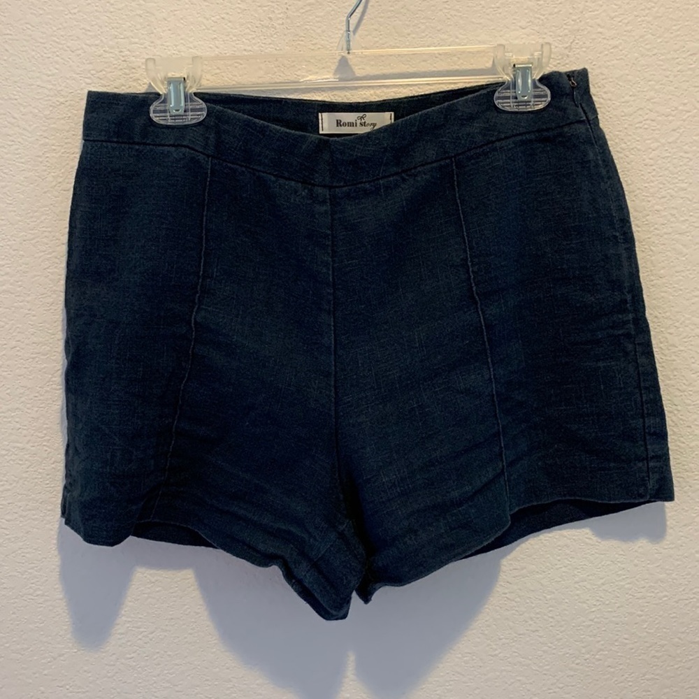 Womens heavy Cotton High waisted Short shorts. Navy. Left waist hidden zip.